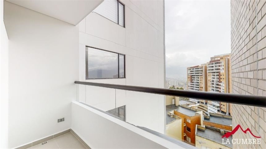 Apartamento de 3 alcobas en venta en Loma De Las Brujas, Envigado, 154 m² · foto 8 de 20