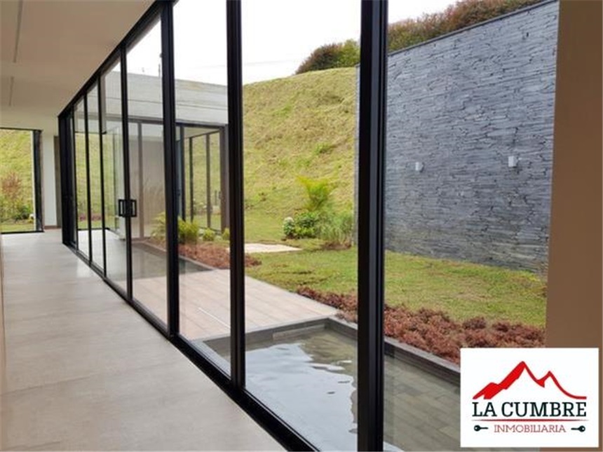 Casa de 4 alcobas en venta en Las Palmas, Envigado, 500 m² · foto 13 de 16