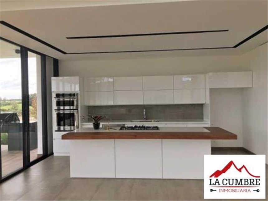 Casa de 4 alcobas en venta en Las Palmas, Envigado, 500 m² · foto 3 de 16