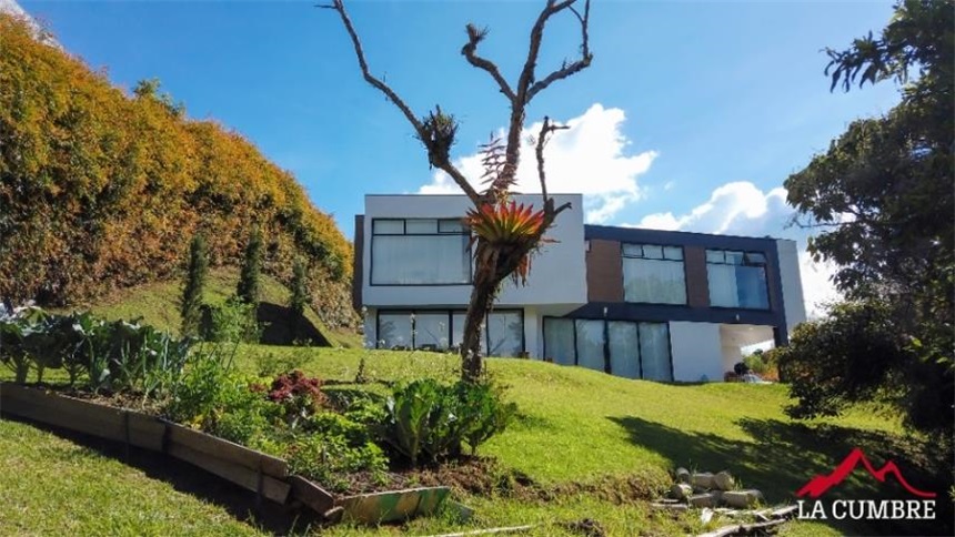 Casa de 4 alcobas en venta en Las Palmas, Envigado, 367 m² · foto 4 de 15
