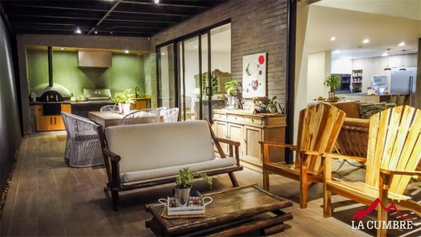 Casa de 6 alcobas en venta en Las Palmas, Envigado, 480 m² · foto 8 de 13