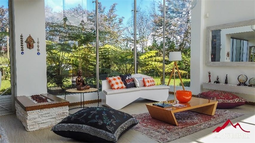 Casa de 3 alcobas en venta en Las Palmas, Envigado, 422 m² · foto 4 de 13