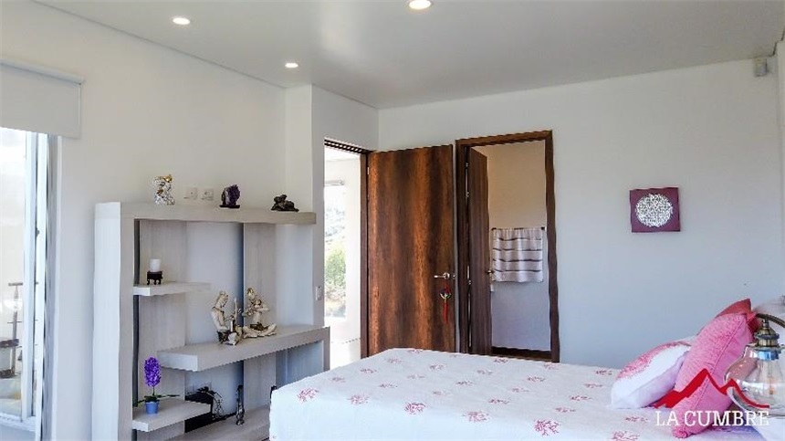Casa de 3 alcobas en venta en Las Palmas, Envigado, 422 m² · foto 13 de 13