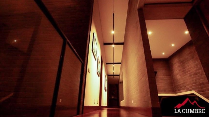 Casa de 4 alcobas en venta en Las Palmas, Envigado, 450 m² · foto 11 de 16