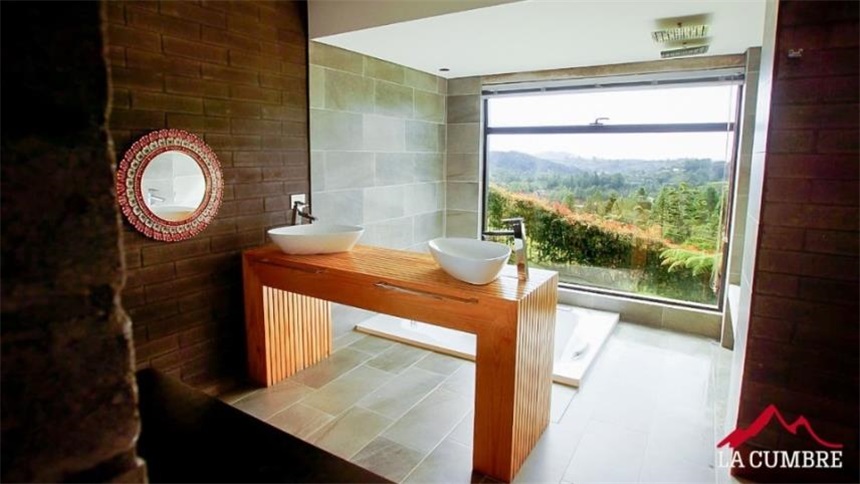 Casa de 4 alcobas en venta en Las Palmas, Envigado, 450 m² · foto 13 de 16