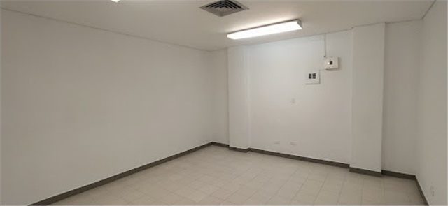 Oficina en arriendo en Suramericana, Medellín, 180 m² · foto 4 de 10