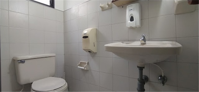 Oficina en arriendo en Suramericana, Medellín, 180 m² · foto 8 de 10