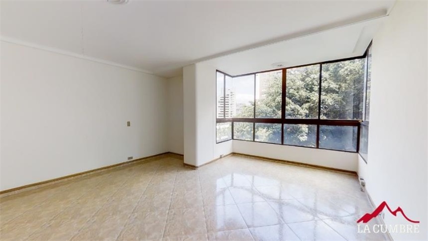 Apartamento de 3 alcobas en venta en Lalinde, Medellín, 210 m² · foto 14 de 17
