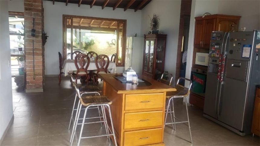 Casa de 4 alcobas en venta en La Playita, La Estrella, 311 m² · foto 7 de 24