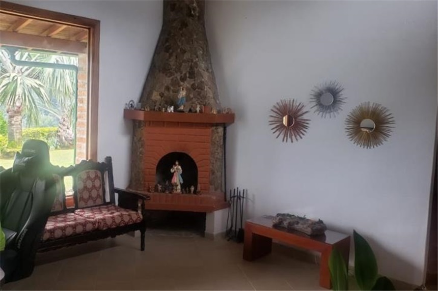 Casa de 4 alcobas en venta en La Playita, La Estrella, 311 m² · foto 24 de 24