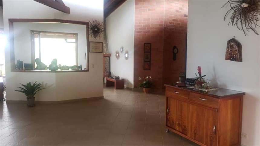 Casa de 4 alcobas en venta en La Playita, La Estrella, 311 m² · foto 23 de 24