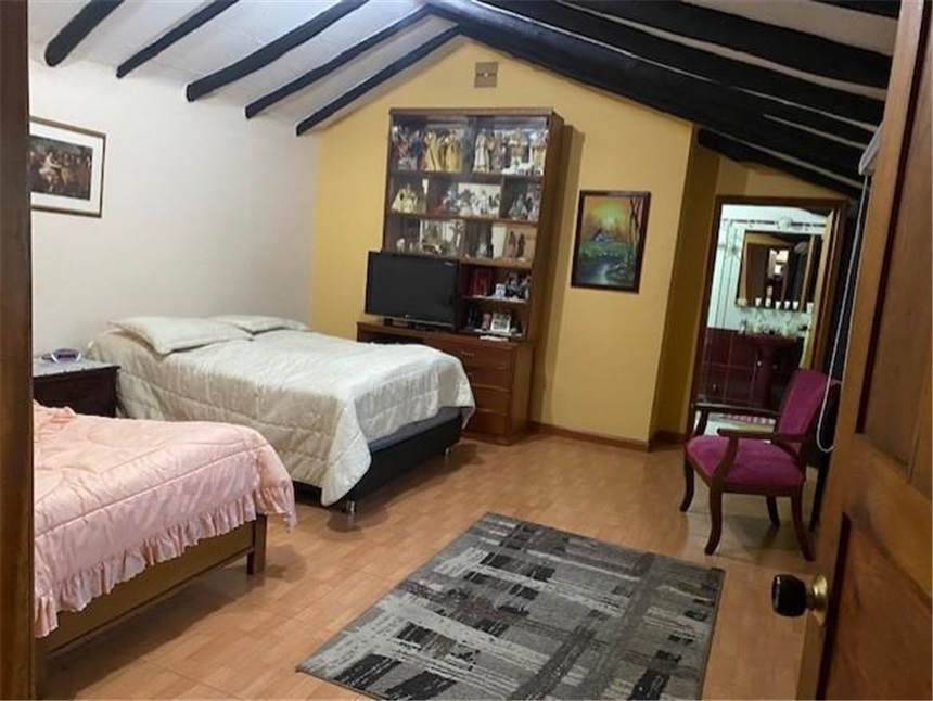 Casa de 5 alcobas en venta en Las Villas De Mosquera, Mosquera, 450 m² · foto 6 de 24