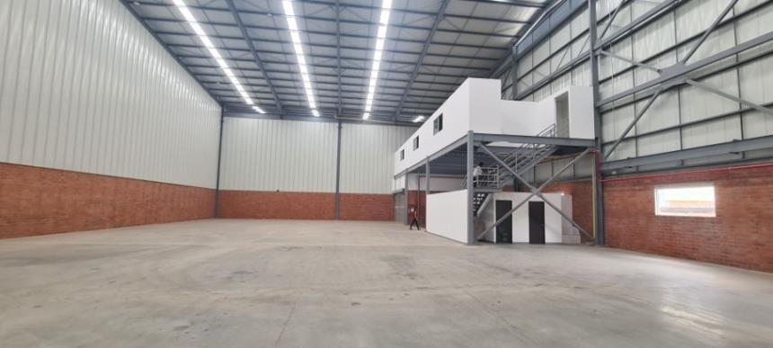 Bodega en arriendo en Acopi, Yumbo, 1033 m² · foto 8 de 24