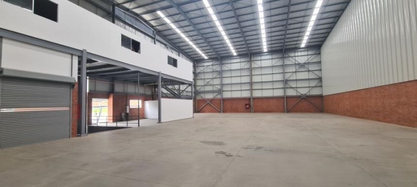 Bodega en arriendo en Acopi, Yumbo, 1033 m² · foto 17 de 24