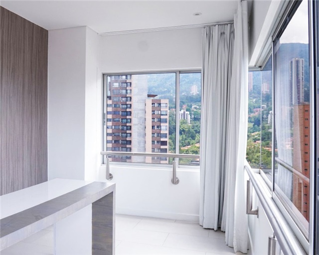 Apartamento de 6 alcobas en venta en San Lucas, Medellín, 770 m² · foto 13 de 18