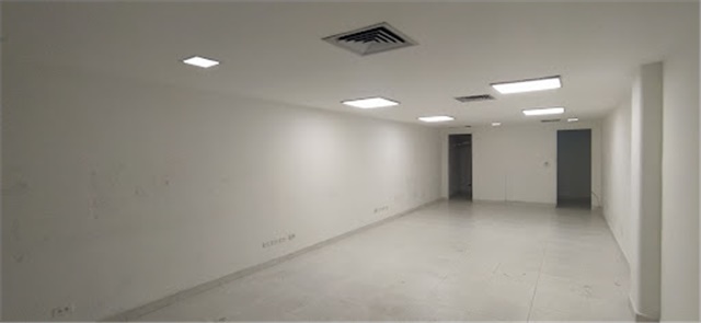Local comercial en venta en La candelaria, Medellín 2