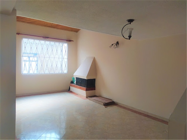 Casa de 3 alcobas en venta en Aloha Sector Sur, Bogotá, 230 m² · foto 4 de 22
