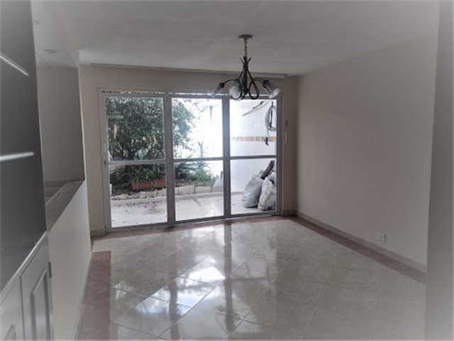 Casa de 3 alcobas en venta en Aloha Sector Sur, Bogotá, 230 m² · foto 6 de 22