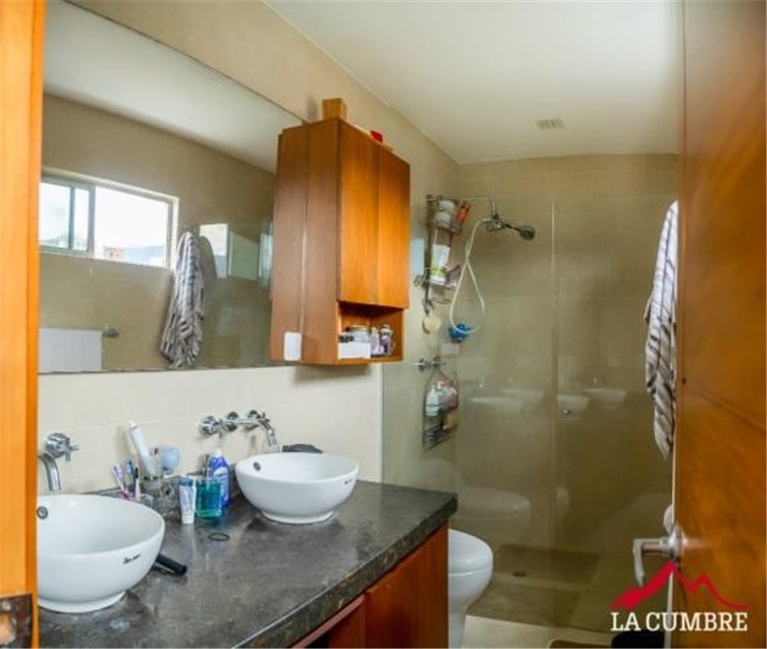 Apartamento en venta en El Poblado, Medellín · foto 16 de 19