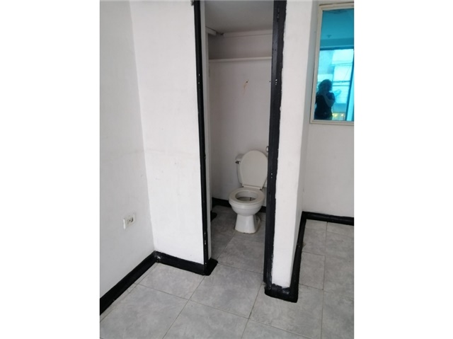 Local en Arriendo - Vista 5