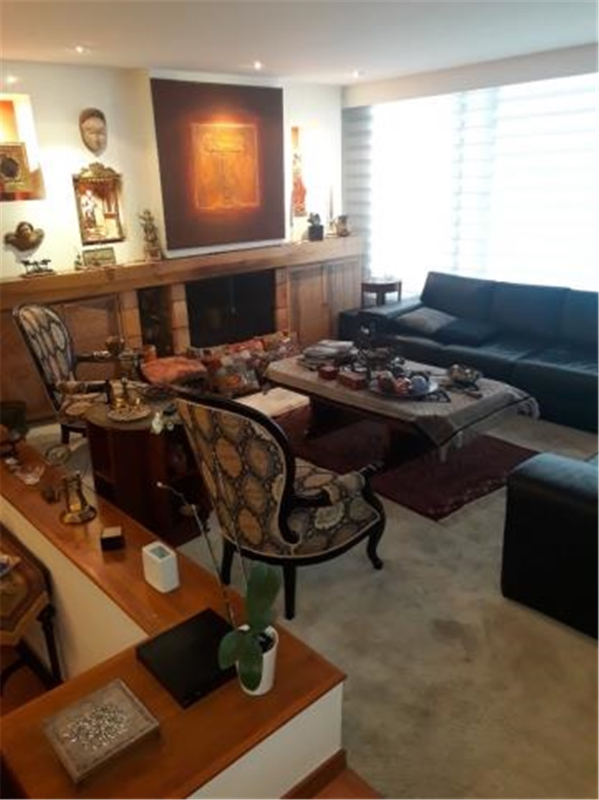Casa de 4 alcobas en venta en Santa Barbara, Bogotá, 345 m² · foto 12 de 20