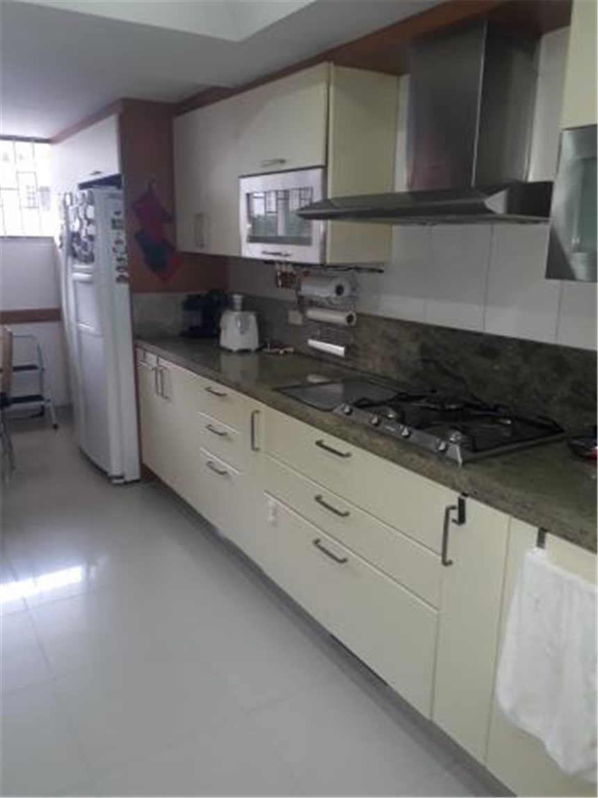 Casa de 4 alcobas en venta en Santa Barbara, Bogotá, 345 m² · foto 15 de 20