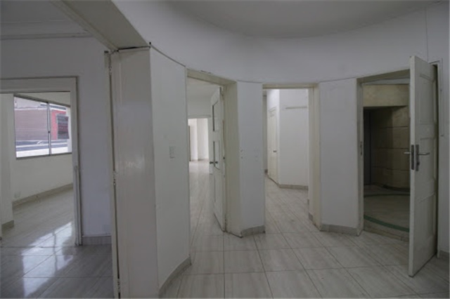 Oficina en arriendo en La Candelaria, Medellín, 323 m² · foto 2 de 21