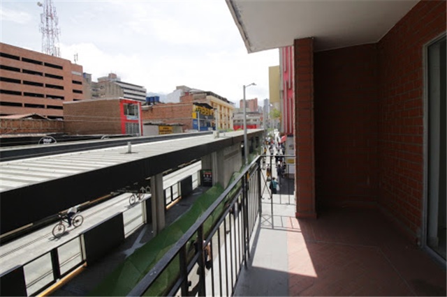 Oficina en arriendo en La Candelaria, Medellín, 323 m² · foto 8 de 21