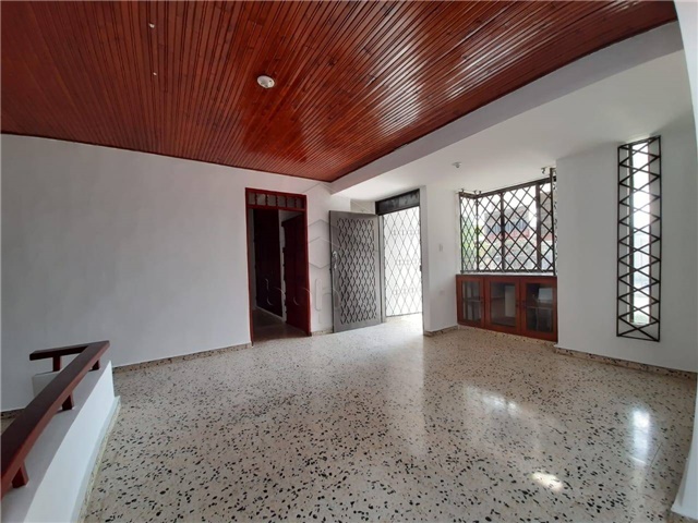Casa de 3 alcobas en venta en La Julia, Montería, 206 m² · foto 7 de 17