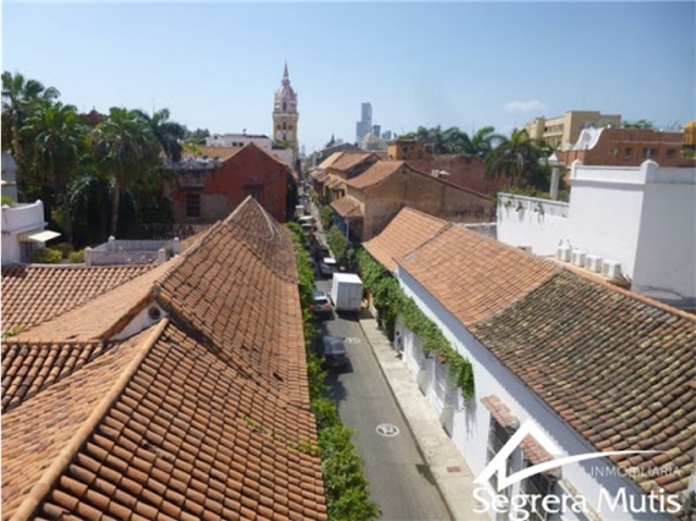 Casa de 9 alcobas en venta en El Centro, Cartagena, 320 m² · foto 2 de 10