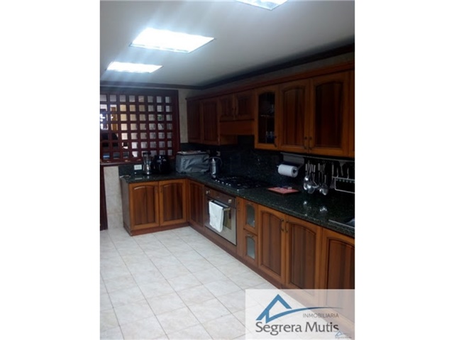 Casa de 5 alcobas en venta en Bocagrande, Cartagena, 522 m² · foto 7 de 10