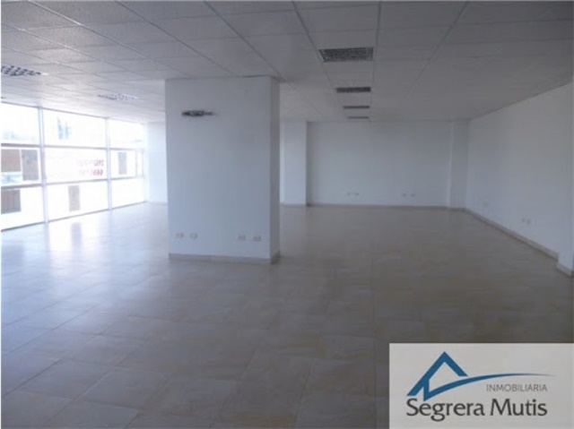 Oficina en Arriendo - Más