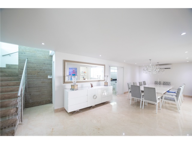 Casa de 4 alcobas en venta en Castillogrande, Cartagena, 575 m² · foto 2 de 17