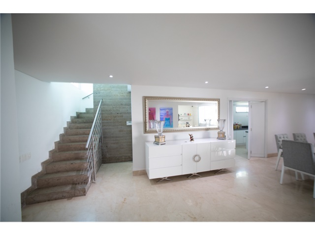 Casa de 4 alcobas en venta en Castillogrande, Cartagena, 575 m² · foto 3 de 17