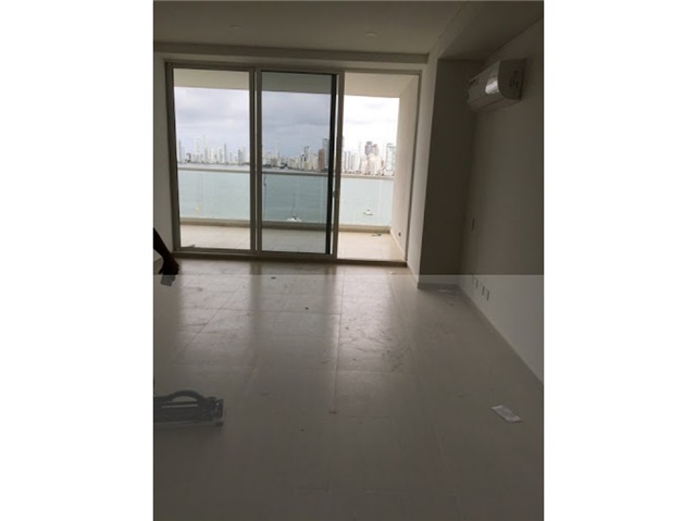Apartamento en venta en Manga, Cartagena · foto 2 de 17