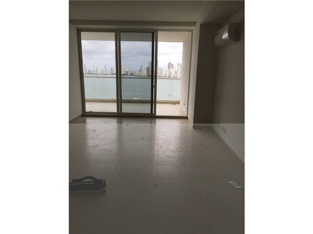 Apartamento en venta en Manga, Cartagena · foto 3 de 17