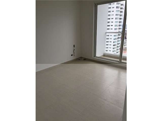 Apartamento en venta en Manga, Cartagena · foto 4 de 17