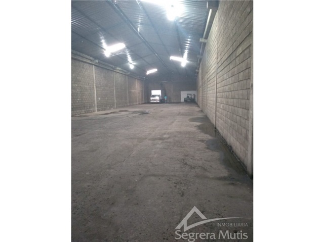 Bodega en venta en Simon Bolivar, Cartagena, 1150 m² · foto 2 de 14