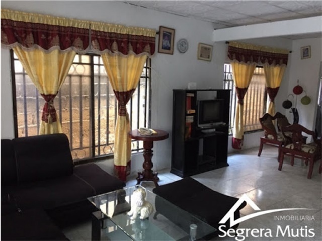 Casa en venta en El Bosque, Cartagena · foto 2 de 10