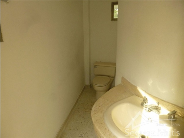Local en arriendo en Crespo, Cartagena, 720 m² · foto 20 de 24