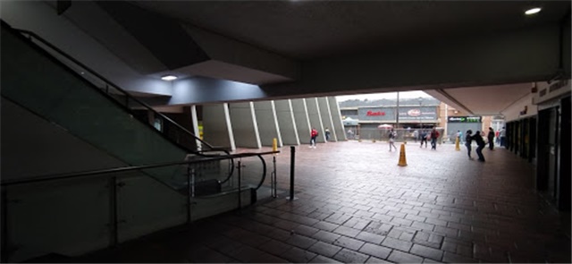 Local en arriendo en La Candelaria, Medellín, 138 m² · foto 13 de 14