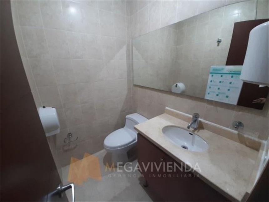 Local en Arriendo - Vista 5