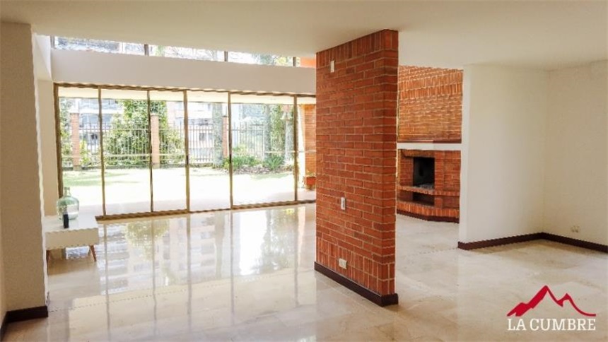 Casa en arriendo en El Poblado, Medellín · foto 9 de 17