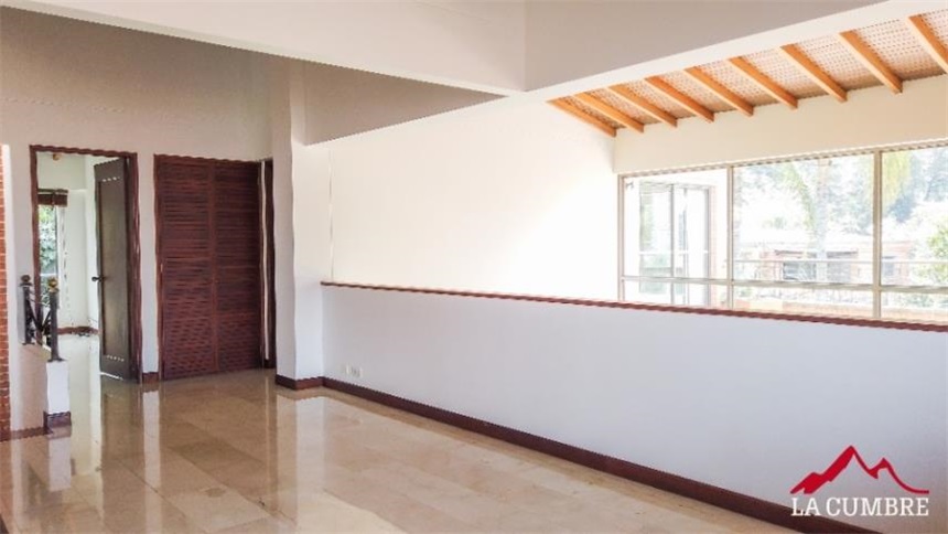 Casa en arriendo en El Poblado, Medellín · foto 12 de 17