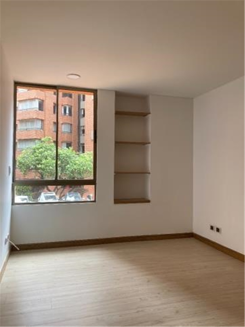 Apartamento de 3 alcobas en venta en La Calleja, Bogotá, 180 m² · foto 18 de 24