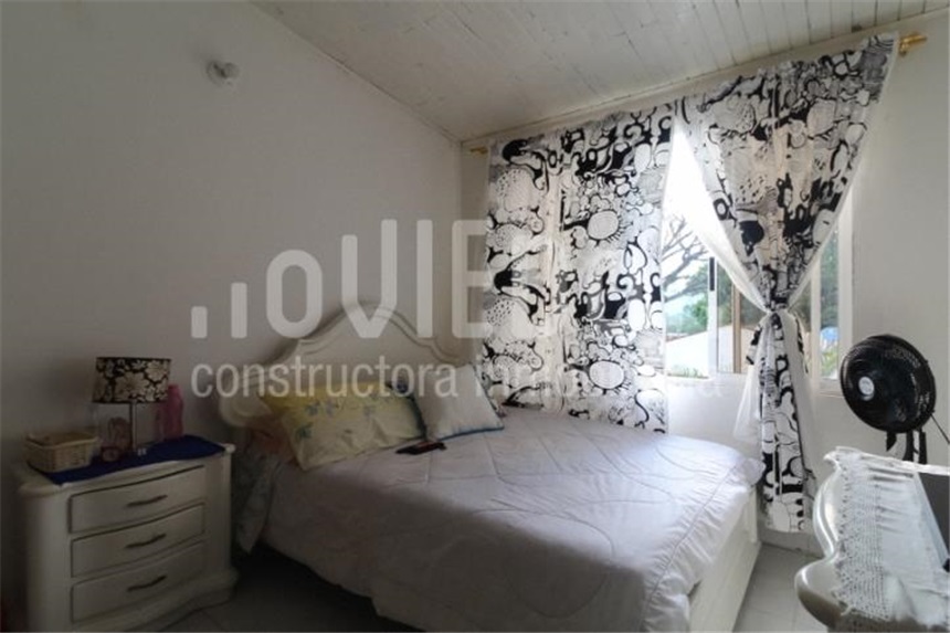 Casa de 6 alcobas en venta en Centro, Piedecuesta, 180 m² · foto 9 de 18