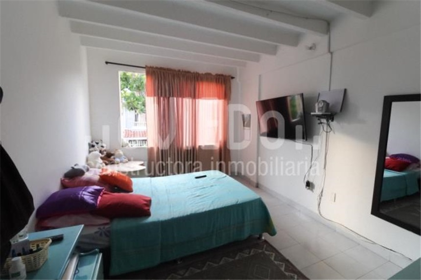 Casa de 6 alcobas en venta en Centro, Piedecuesta, 180 m² · foto 11 de 18