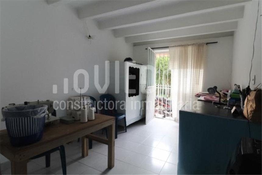 Casa de 6 alcobas en venta en Centro, Piedecuesta, 180 m² · foto 6 de 18