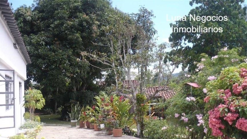 Casa de 4 alcobas en venta en Lagos Del Cacique, Bucaramanga · foto 3 de 20