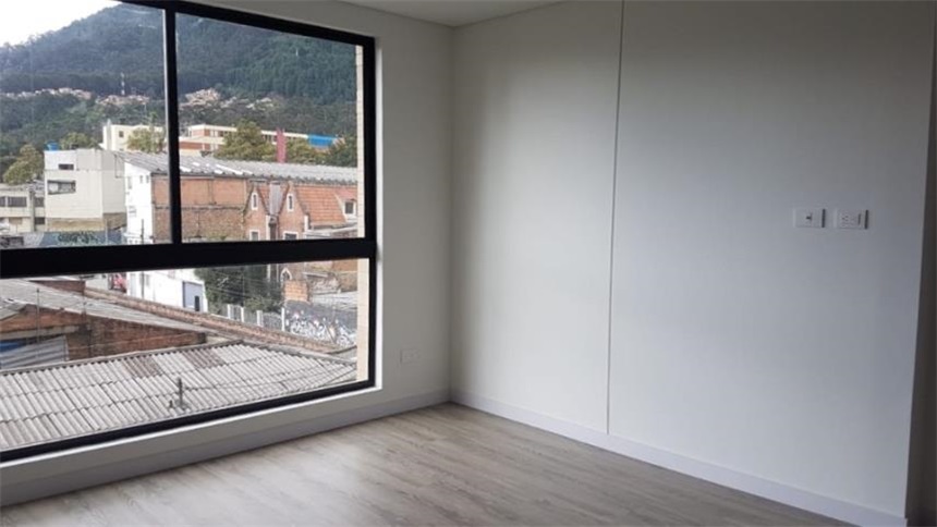Piso – Bogotá, La Merced - Vista 4